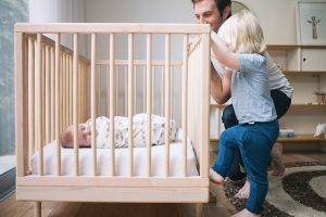overgang naar de zomertijd betekent verandering slaappatroon baby